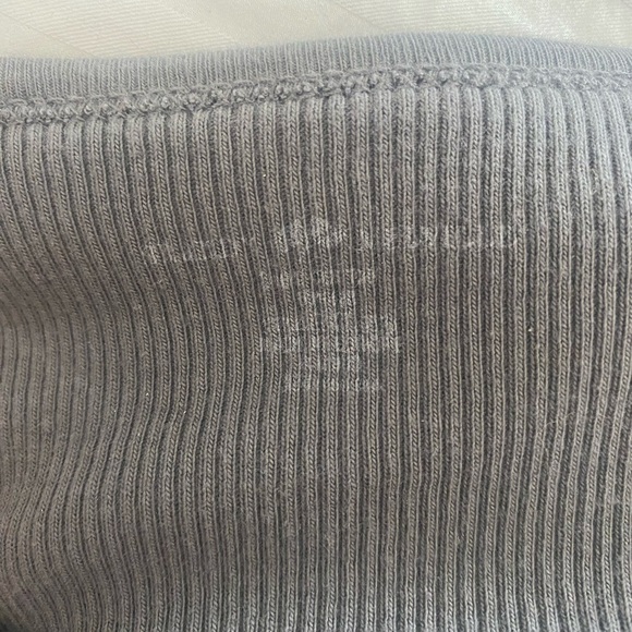 brandy melville grey vneck - Picture 2 of 2